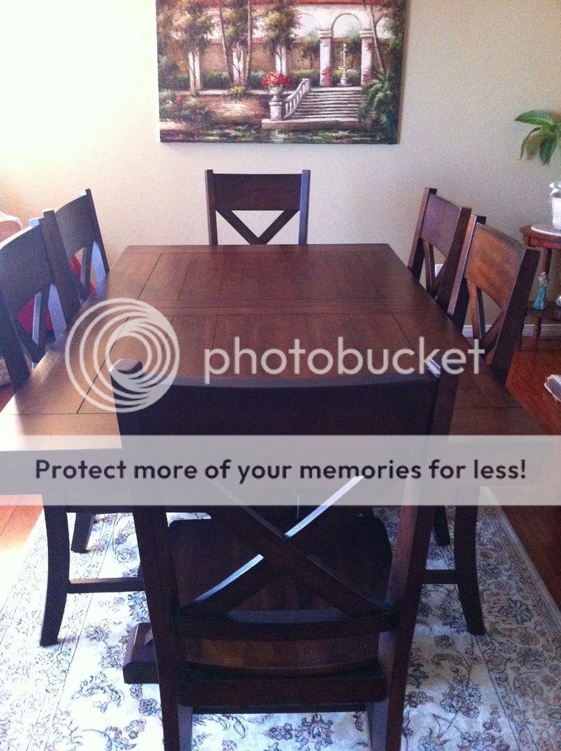 It is the perfect blank canvas for all of my tablescapes.